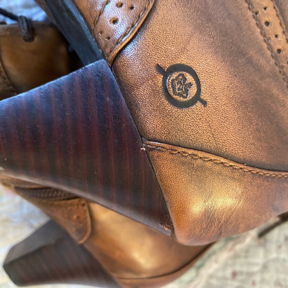 Ladies granny boots SZ 8 1/2 Born brand leather upper - Picture 6 of 6